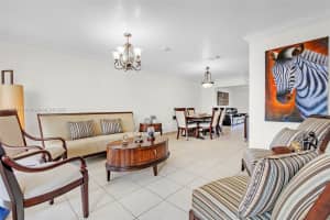 9625 Sw 47th St Miami, FL 33165 - MLS#A11886448