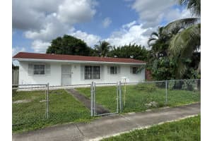 3277 Nw 179th St Miami Gardens, FL 33056 - MLS#A11886456