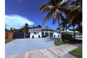 2325 Ne 194th St Miami, FL 33180 - MLS#A11886476