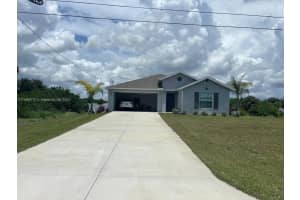 153 Pembroke St, Lehigh Acres