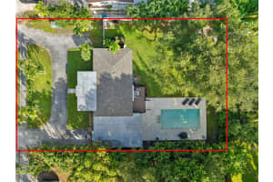 370 Ne 159th St, Miami