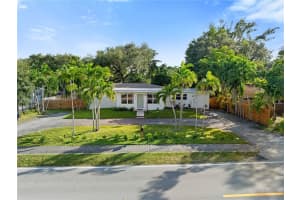 370 Ne 159th St Miami, FL 33162 - MLS#A11886547