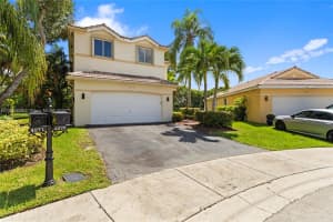 4275 Ironwood Ct Weston, FL 33331 - MLS#A11886603