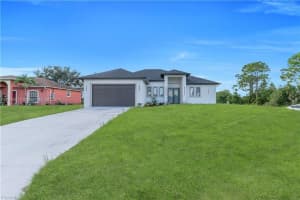 2900 Bruce Ave S Lehigh Acres, FL 33976 - MLS#A11886613