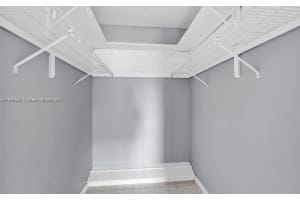 8100 Sunrise Lakes Blvd 208 Sunrise, FL 33322 - MLS#A11886650