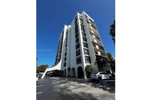 77 Crandon Blvd 4e Key Biscayne, FL 33149 - MLS#A11886652