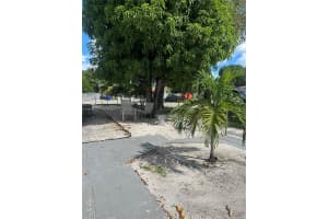 3500 Nw 12th St Miami, FL 33125 - MLS#A11886668