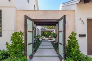 638 Escobar Ave Coral Gables, FL 33134 - MLS#A11886681