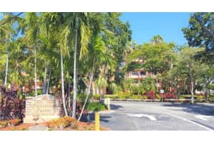 7451 Nw 16th St 207, Plantation
