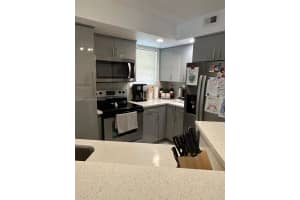 663 Vista Isles Dr 1711 Sunrise, FL 33325 - MLS#A11886707