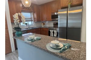 5209 Nw 18th St 3e Lauderhill, FL 33313 - MLS#A11886711