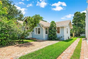 728 Newark St West Palm Beach, FL 33401 - MLS#A11886720