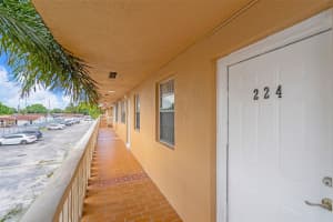 1154 W 35th St 224 Hialeah, FL 33012 - MLS#A11886734