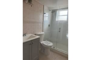 8039 Lake Dr 102 Doral, FL 33166 - MLS#A11886735