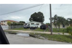 15251 Railroad Dr Miami Gardens, FL 33054 - MLS#A11886752
