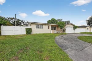 1820 N 56th Ave Hollywood, FL 33021 - MLS#A11886760