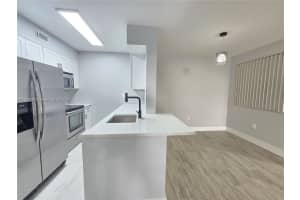 2831 N Oakland Forest Dr 108 Oakland Park, FL 33309 - MLS#A11886764