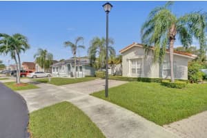 16451 Sw 98th Ter Miami, FL 33196 - MLS#A11886792