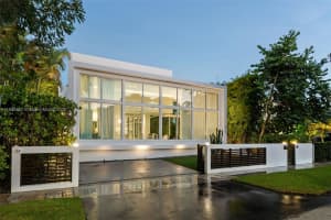 4433 N Bay Rd Miami Beach, FL 33140 - MLS#A11886801