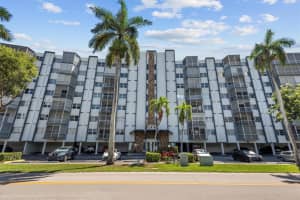 200 Diplomat Pkwy 825 Hallandale Beach, FL 33009 - MLS#A11886826