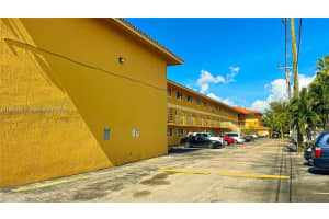 180 Royal Palm Rd 216 Hialeah Gardens, FL 33016 - MLS#A11886855
