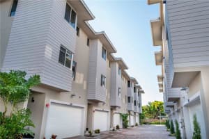 630 Ne 12th Ave 630 Fort Lauderdale, FL 33304 - MLS#A11886867