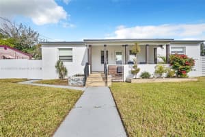 1401 Nw 52nd St Miami, FL 33142 - MLS#A11886873