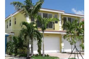 1238 Ne 14th Ave Fort Lauderdale, FL 33304 - MLS#A11886890