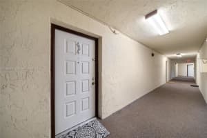 8005 Lake Dr 404 Doral, FL 33166 - MLS#A11886897