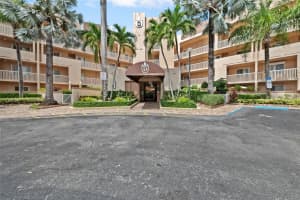 7667 Granville Dr 310, Tamarac
