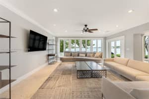 11 E Rivo Alto Dr Miami Beach, FL 33139 - MLS#A11886924