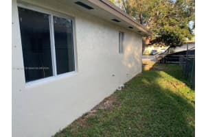 42 Nw 6th Ave Homestead, FL 33030 - MLS#A11886969