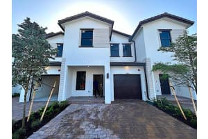 229 Sw 159th Way 229 Pembroke Pines, FL 33027 - MLS#A11886986