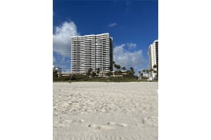 2555 Collins Ave 2112 Miami Beach, FL 33140 - MLS#A11887001