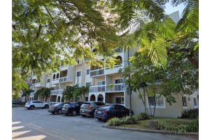 7703 Camino Real A112, Miami