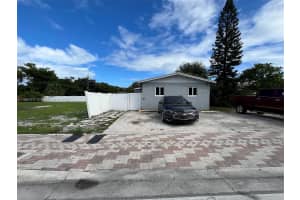 2209 Nw 6th St #1 Fort Lauderdale, FL 33311 - MLS#A11887017