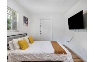 330 N 68th Ave Hollywood, FL 33024 - MLS#A11887027