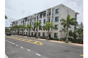 8201 Nw 41st St D-407, Doral