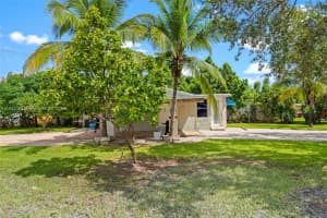 6045 Dawson St Hollywood, FL 33023 - MLS#A11887083