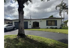 8544 Long Acre Dr Miramar, FL 33025 - MLS#A11887091