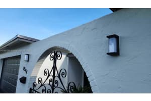 8544 Long Acre Dr Miramar, FL 33025 - MLS#A11887091