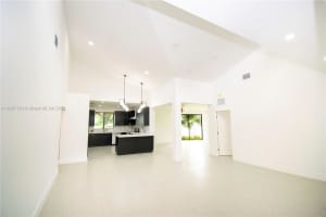 MLS# A11887120, Tamarac, Florida 33321