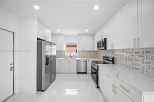 1625 Hollywood Blvd 0 Hollywood, FL 33020 - MLS#A11887139