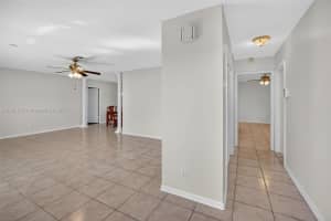5701 Ne 21st Ave Fort Lauderdale, FL 33308 - MLS#A11887156