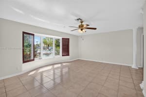 5701 Ne 21st Ave Fort Lauderdale, FL 33308 - MLS#A11887156