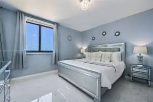 110 N Federal Hwy 1208 Fort Lauderdale, FL 33301 - MLS#A11887163