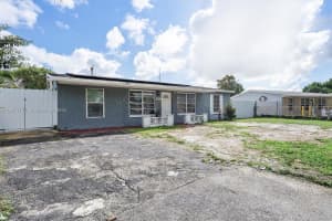 1840 Nw 33rd Ter Lauderhill, FL 33311 - MLS#A11887173