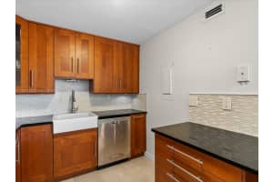 1623 Collins Ave 215 Miami Beach, FL 33139 - MLS#A11887176