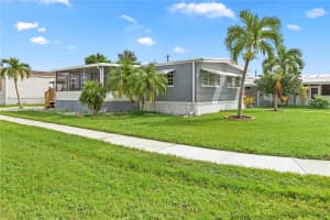 4477 Sandpine Cir Boynton Beach, FL 33436 - MLS#A11887184