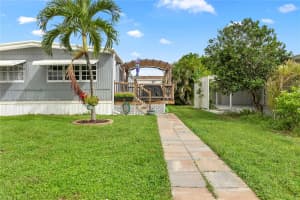 4477 Sandpine Cir Boynton Beach, FL 33436 - MLS#A11887184